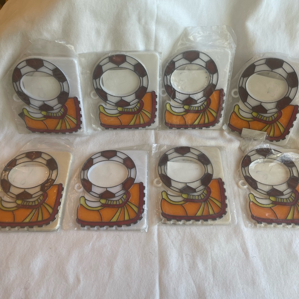 NIB 8 SOCCAR/ FOOTBALL GIFTS AWARDS NECKLACE PICTURE FRAMES-ALL FOR $5